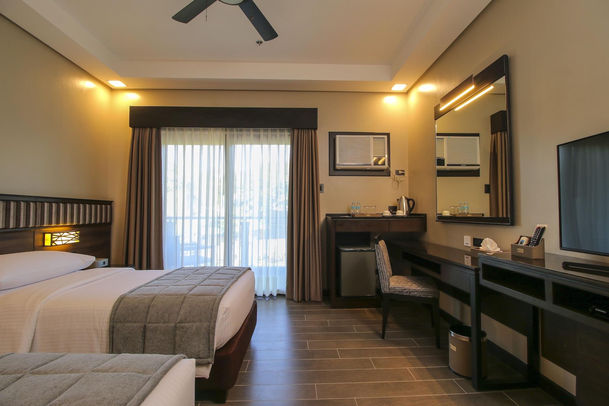 Hotel Two Seasons Bayside 4*