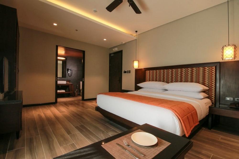 Hotel Two Seasons Bayside Coron