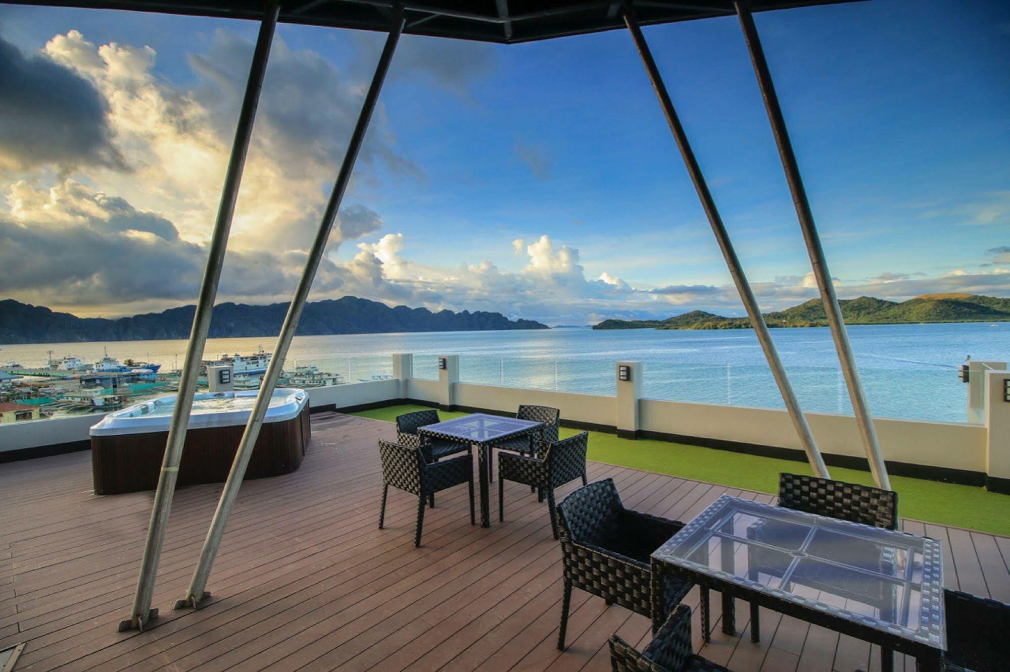 Two Seasons Bayside Coron